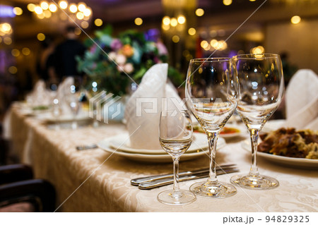 Ceramic tableware on the table Ceramic tableware on the table 94829325