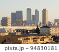 夕日に染まる高層ビル_名古屋1 94830181