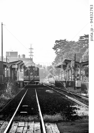 ディーゼル列車の朝 ディーゼル列車の朝 94832763
