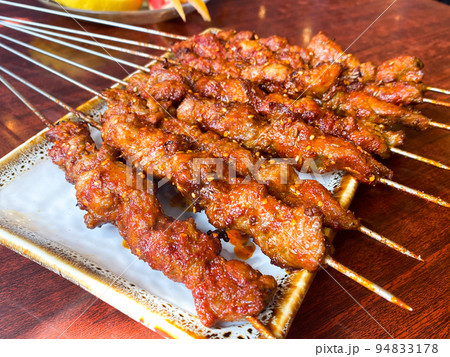 中国シルクロード料理・烤羊肉串（ラムの串焼き） 94833178