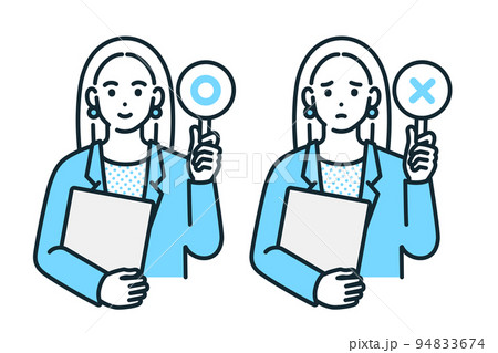 まるばつの札を手に持つ女性。ビジネスウーマンのベクターイラスト素材。 94833674