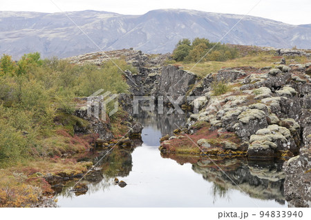【アイスランド】シンクヴェトリル国立公園 プレートの割れ目 【アイスランド】シンクヴェトリル国立公園 プレートの割れ目 94833940