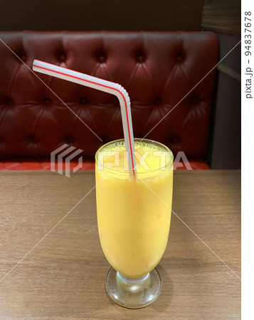 関西の喫茶店の定番、懐かしの味、ミックスジュースは野菜100%でヘルシー。 関西の喫茶店の定番、懐かしの味、ミックスジュースは野菜100%でヘルシー。 94837678