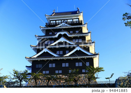 【広島県】リニューアルした福山城天守閣（天守北側鉄板張り） 94841885