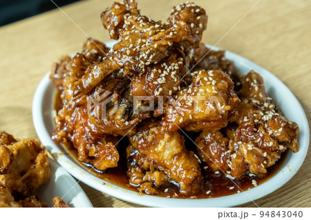 Suwon fried chicken 94843040