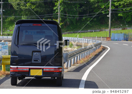 【ダイハツ　アトレー　軽自動車】車中泊　アウトドアイメージ 94845297