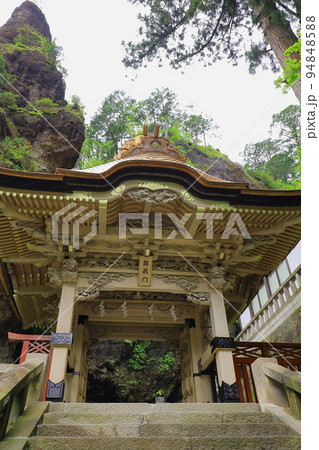 榛名神社　双龍門 94848588