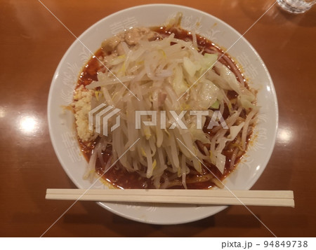 市川の本八幡にある「麺屋長次郎」の限定メニュー『てっちゃんのおろちょん』 94849738