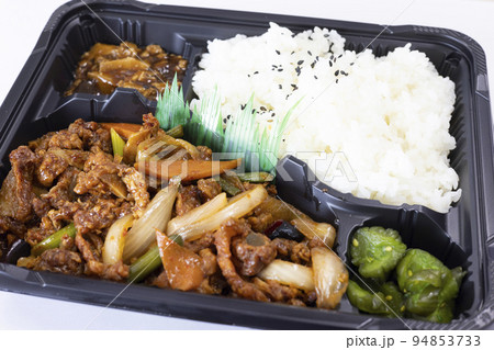 美味しいピリ辛鶏肉の四川炒め弁当 94853733