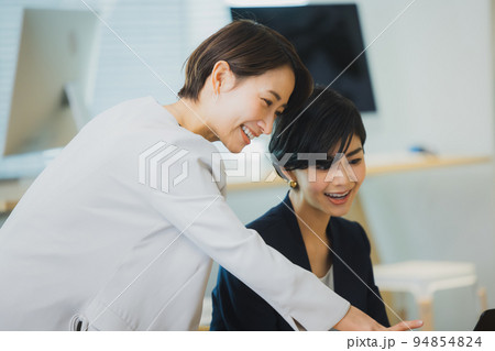 アパレル　デザイン会社　 94854824