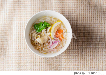 鶏肉のフォー ベトナム料理 鶏肉のフォー ベトナム料理 94854950