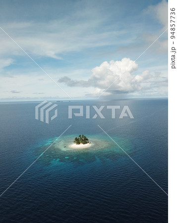 Uninhabited island JEEP island in Chuuk, Micronesia. Here is the world's greatest wreck diving destination. Uninhabited island JEEP island in Chuuk, Micronesia. Here is the world's greatest wreck diving destination. 94857736