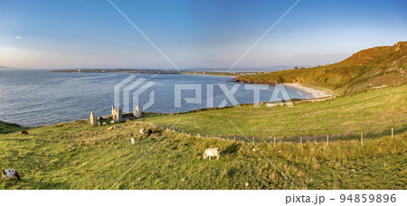 The remains of the 1790 to 1805 kelp factory Teach Dearg or the Red House at Crohy head near Maghery, Dunloe, County Donegal - Ireland The remains of the 1790 to 1805 kelp factory Teach Dearg or the Red House at Crohy head near Maghery, Dunloe, County Donegal - Ireland 94859896