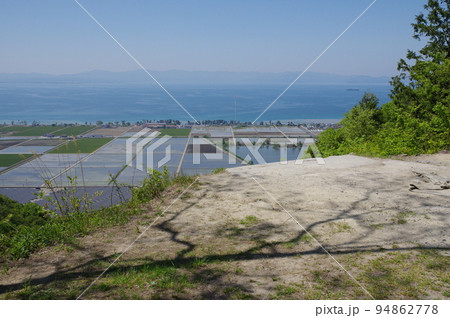 荒神山のハンググライダー離陸場からの琵琶湖の眺め 荒神山のハンググライダー離陸場からの琵琶湖の眺め 94862778