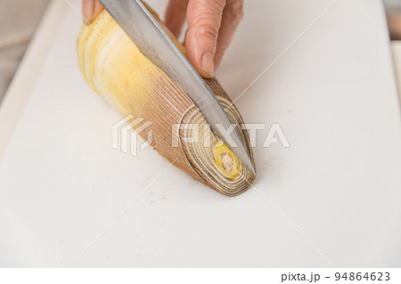 【筍のあく抜きの下準備】 94864623