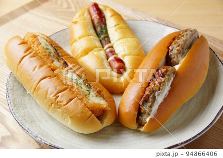 総菜パン コロッケパン ハンバーグパン 総菜パン コロッケパン ハンバーグパン 94866406