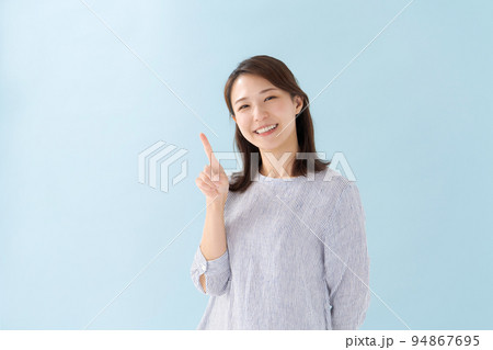 30代女性のポートレート 30代女性のポートレート 94867695