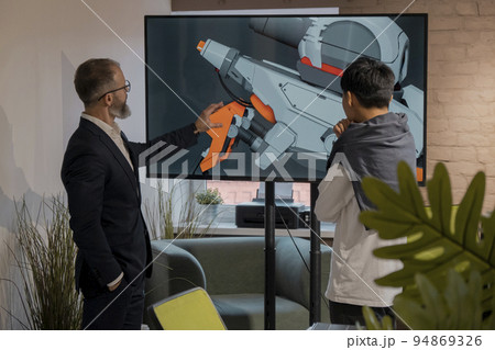 CEO of company studio developers of games discusses with the artist 3D model CEO of company studio developers of games discusses with the artist 3D model 94869326