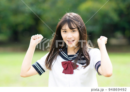 応援する女子高生 応援する女子高生 94869492