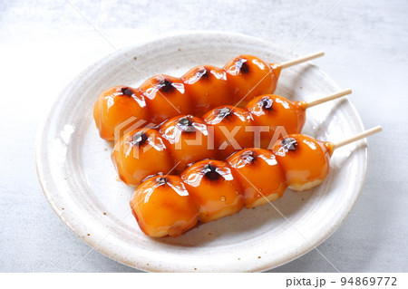 みたらし団子 94869772