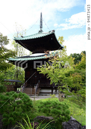 藤田邸跡公園の多宝塔 94873415