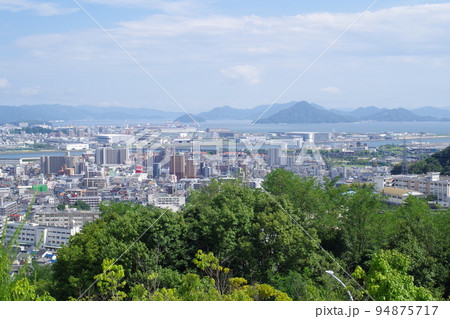 広島市西区の高台から眺めた景色 94875717