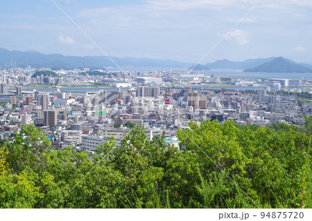 広島市西区の高台から眺めた景色 94875720