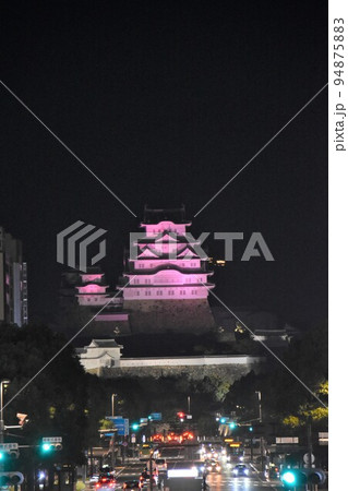 姫路城と青空 姫路城と青空 94875883