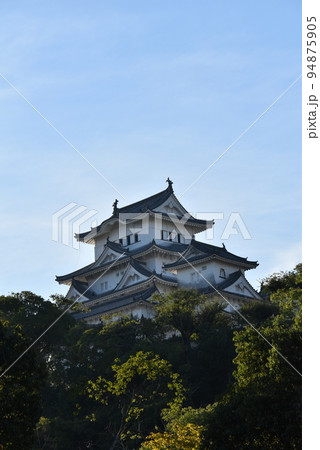 姫路城と青空 姫路城と青空 94875905