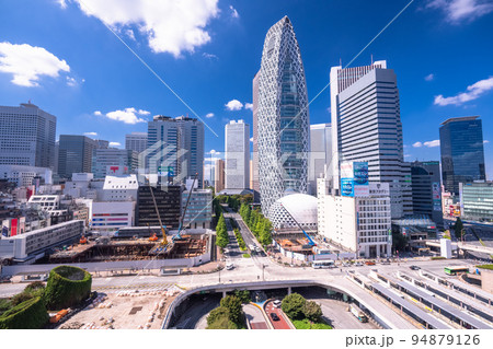 《東京都》新宿西口駅前・都市風景 《東京都》新宿西口駅前・都市風景 94879126