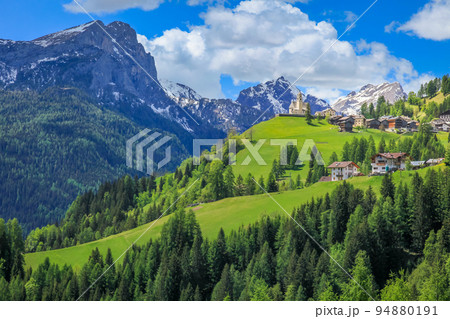 Colle Santa Lucia, near Giau pass and Cortina D Ampezzo, Dolomites alps, Italy 94880191