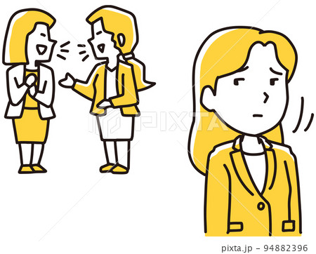 人の会話に聞き耳を立てる女性 人の会話に聞き耳を立てる女性 94882396