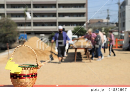 社日お潮井取り 社日お潮井取り 94882667