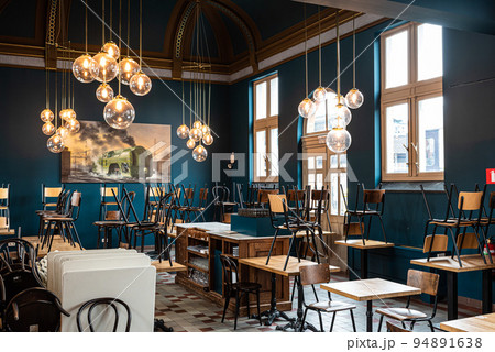 Schaerbeek, Brussels Capital Region - Belgium -  Vintage interior design of the railway station bistro 94891638