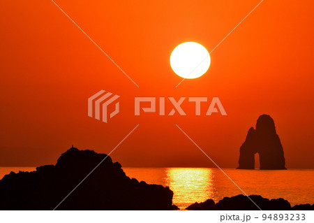 五島灘、角力灘、大角力の夕景 五島灘、角力灘、大角力の夕景 94893233