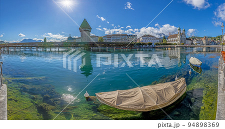 View over the inner city area and the river Reuss in Lucerne 94898369