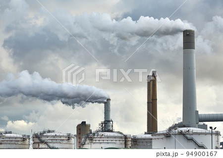 Smoking power plant 94900167