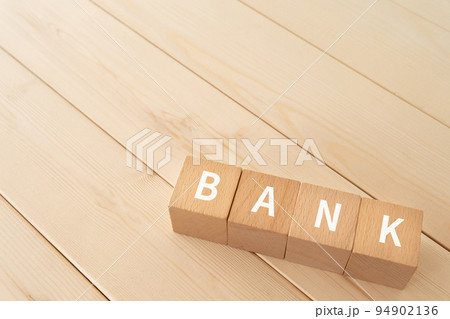 BANKと書かれたブロック BANKと書かれたブロック 94902136