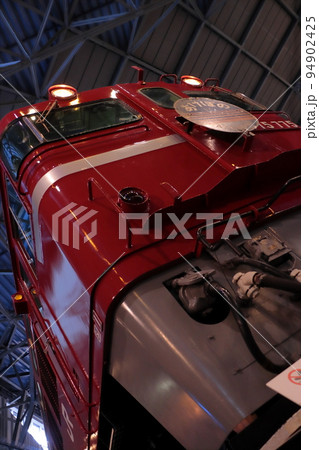 大宮鉄道博物館に保存されるED75-775号機 大宮鉄道博物館に保存されるED75-775号機 94902425
