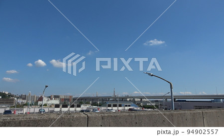 爽やかで澄み渡った秋の空 爽やかで澄み渡った秋の空 94902557