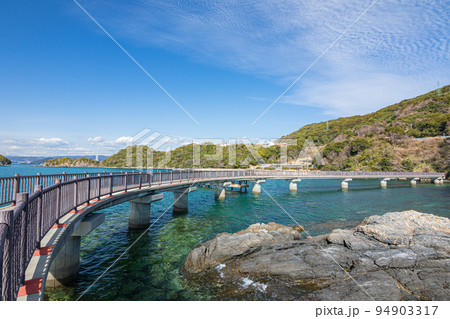 笠戸島のはなぐり海岸海上プロムナード　山口県下松市 94903317