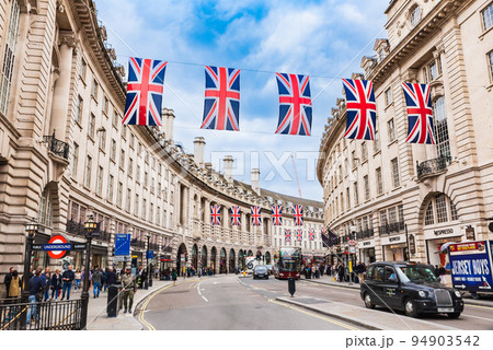 ロンドン リージェント・ストリート ※一部ソフトフォーカス ロンドン リージェント・ストリート ※一部ソフトフォーカス 94903542