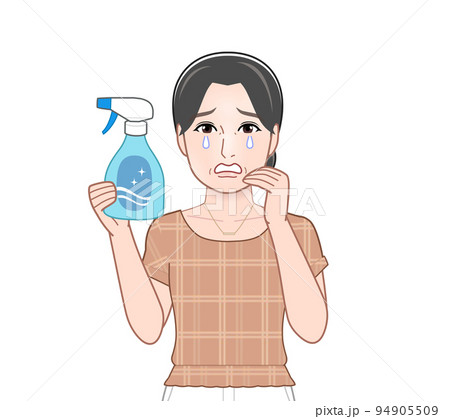 消臭剤を持った女性 消臭剤を持った女性 94905509