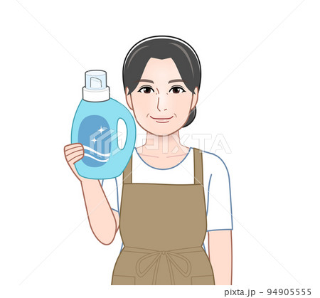 洗濯洗剤のボトルを持った若い主婦 洗濯洗剤のボトルを持った若い主婦 94905555