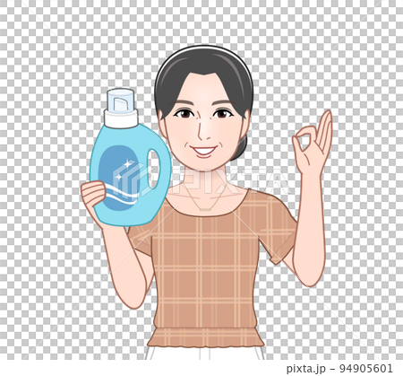 洗濯洗剤のボトルを持った若い主婦 洗濯洗剤のボトルを持った若い主婦 94905601