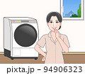 洗濯機と女性 94906323