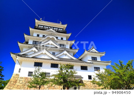 【広島県】リニューアルした福山城天守閣 94906450