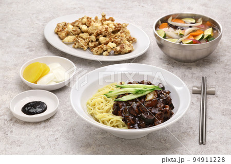 チャジャン麺とタンスユク(あん別皿) 94911228