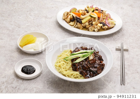 チャジャン麺とタンスユク(あんかけ) 94911231
