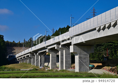 石川県　北陸新幹線細坪橋梁 94914720